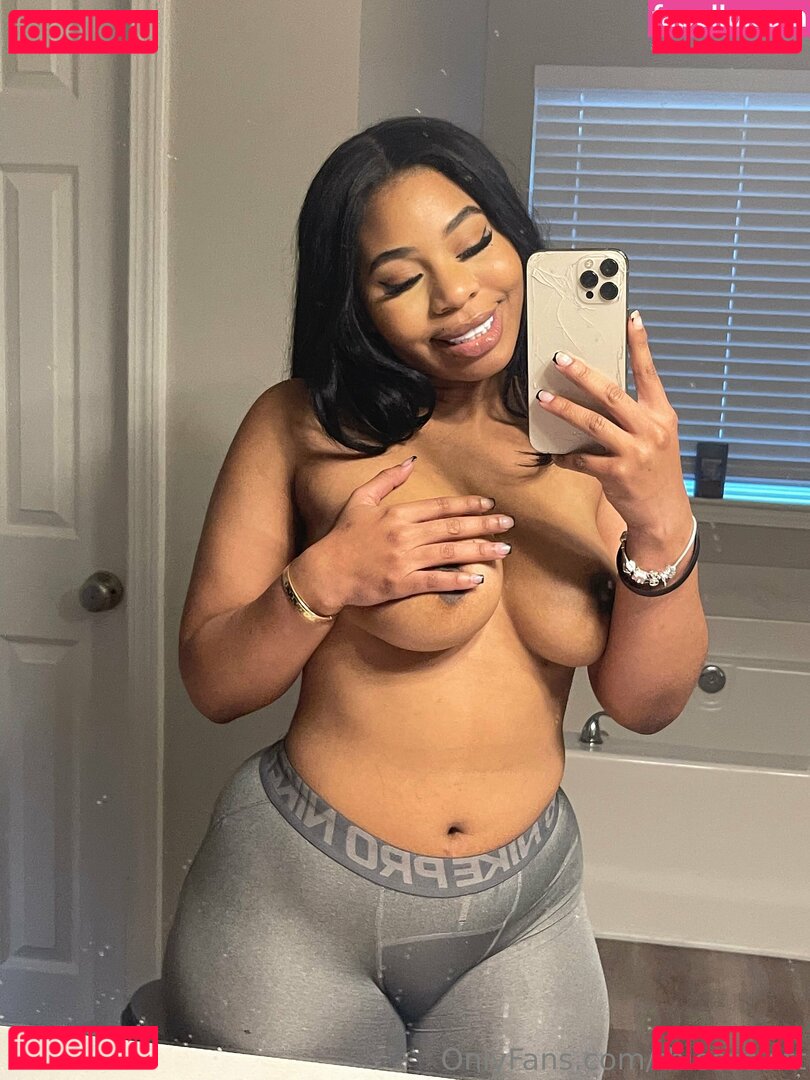 thiccscuitt Nude Onlyfans Photo 7
