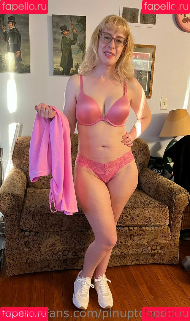pinuptonogood Onlyfans Photo Gallery 
