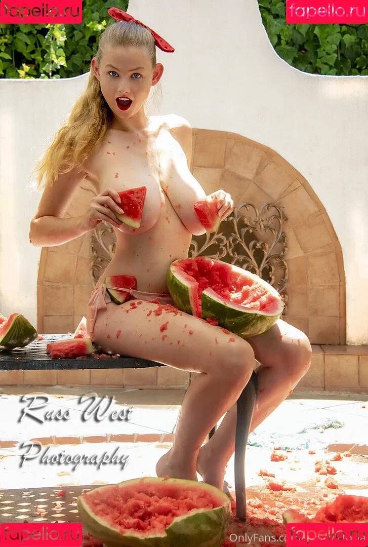 Pixie Victoria Onlyfans Photo Gallery 