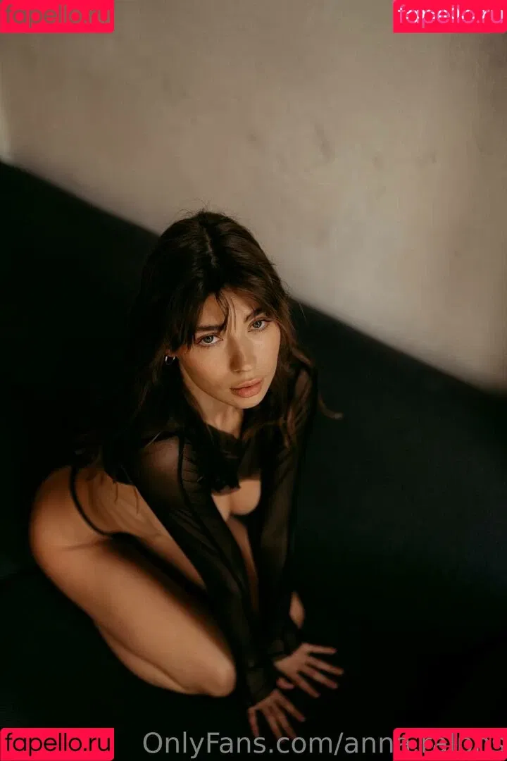 Anna Ralphs Onlyfans Photo Gallery 