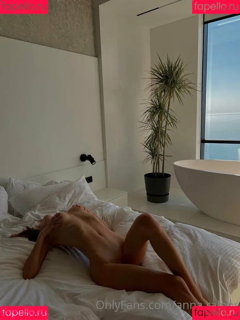 Anna Ralphs Onlyfans Photo Gallery 