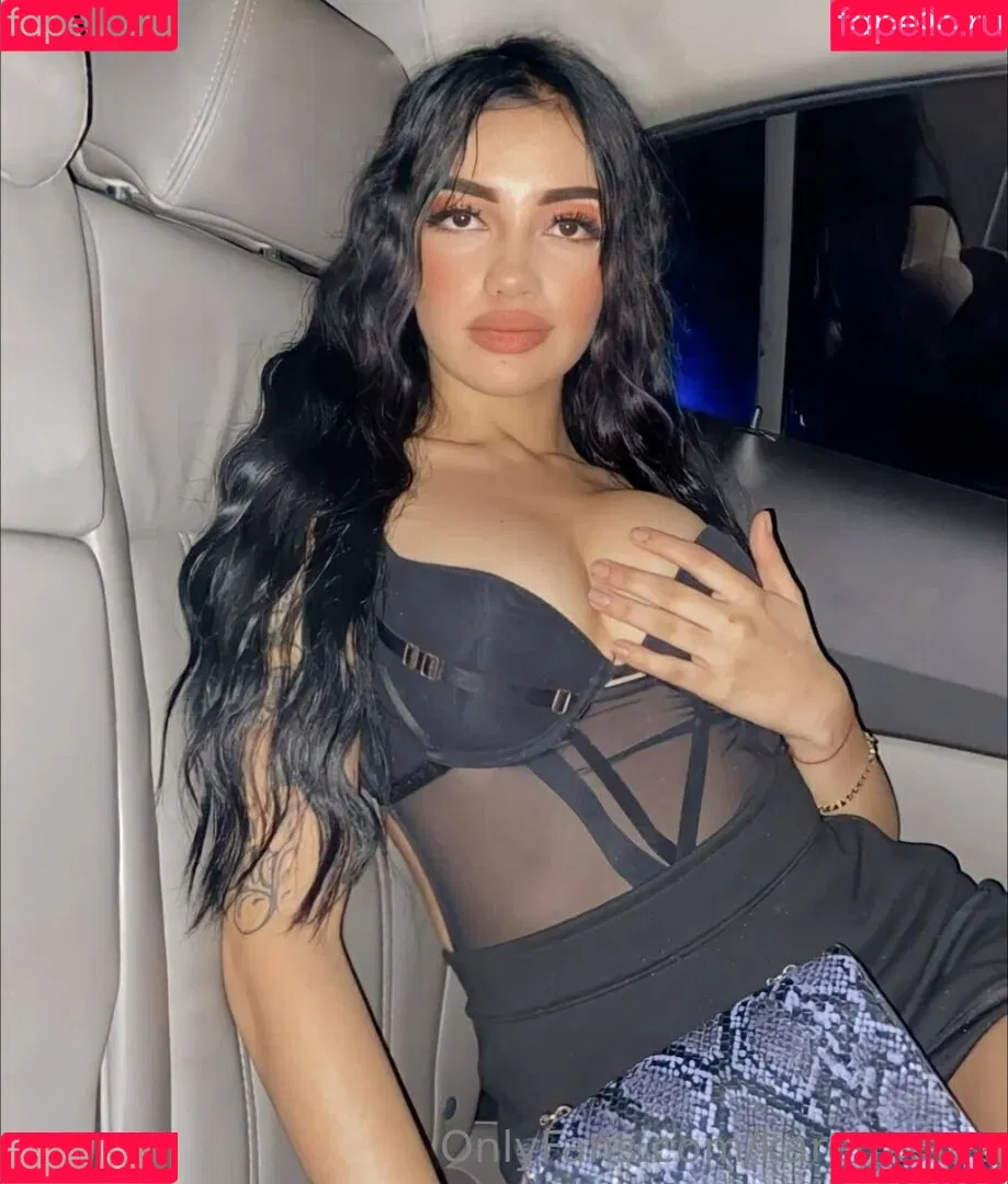 karenxdiaz Onlyfans Photo Gallery 