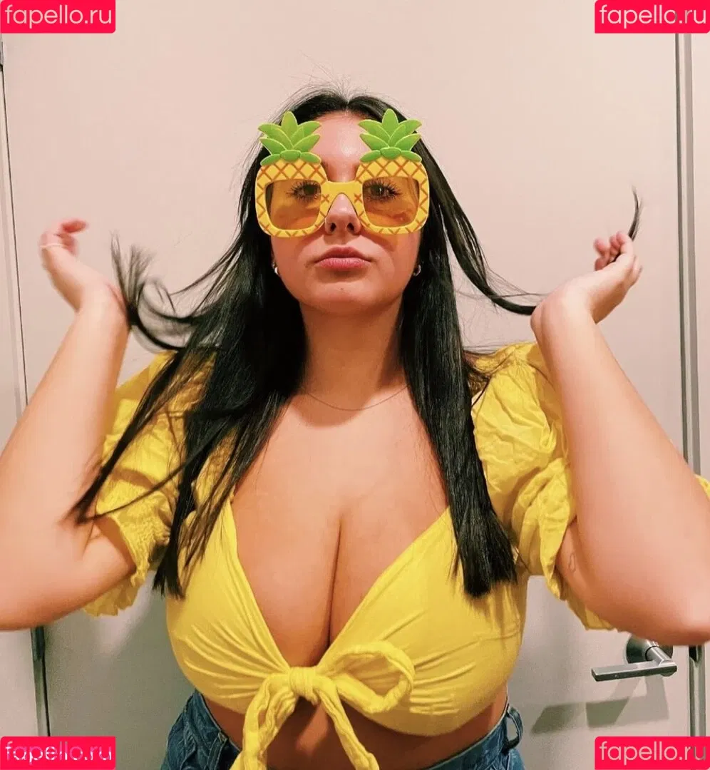 Bri Snow Onlyfans Photo Gallery 