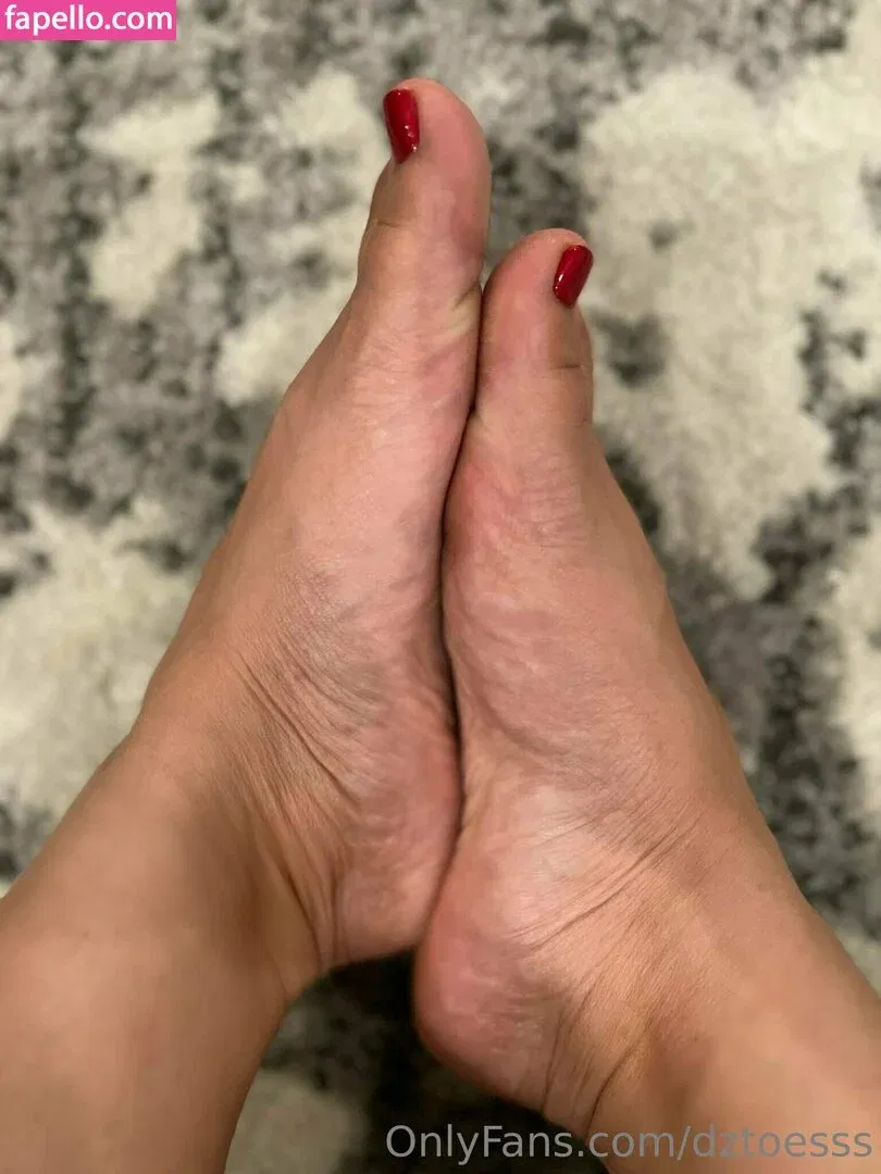 dztoesss Onlyfans Photo Gallery 