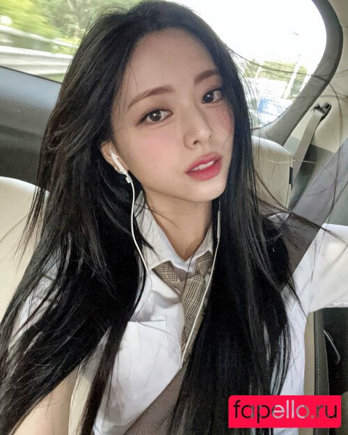 Aom Yumi Onlyfans Photo Gallery 