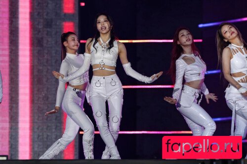 Aom Yumi Onlyfans Photo Gallery 