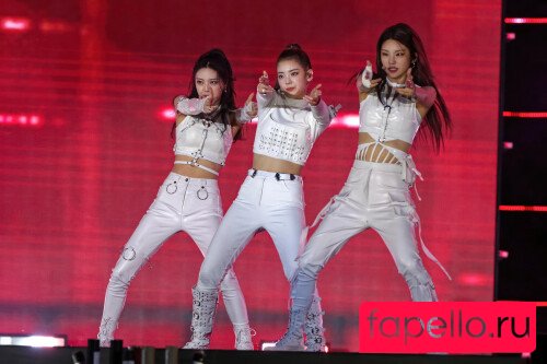 Aom Yumi Onlyfans Photo Gallery 