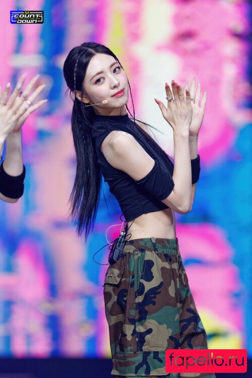 Aom Yumi Onlyfans Photo Gallery 