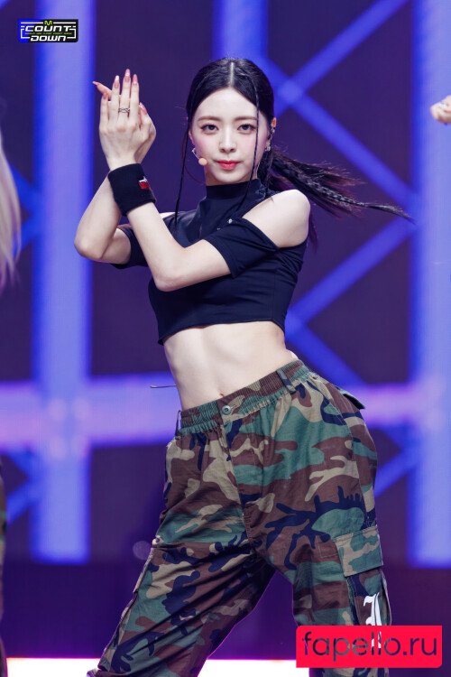 Aom Yumi Onlyfans Photo Gallery 