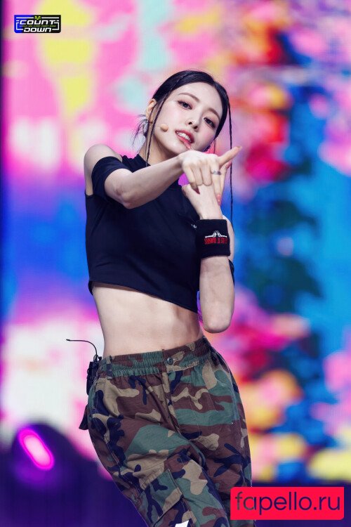 Aom Yumi Onlyfans Photo Gallery 