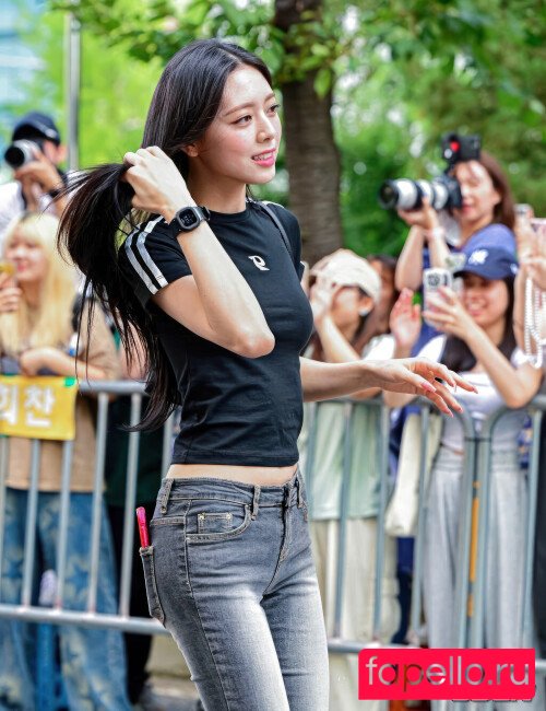 Aom Yumi Onlyfans Photo Gallery 