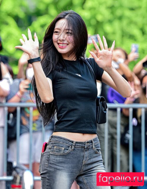 Aom Yumi Onlyfans Photo Gallery 