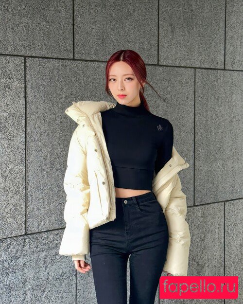 Aom Yumi Onlyfans Photo Gallery 