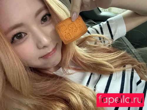 Aom Yumi Onlyfans Photo Gallery 