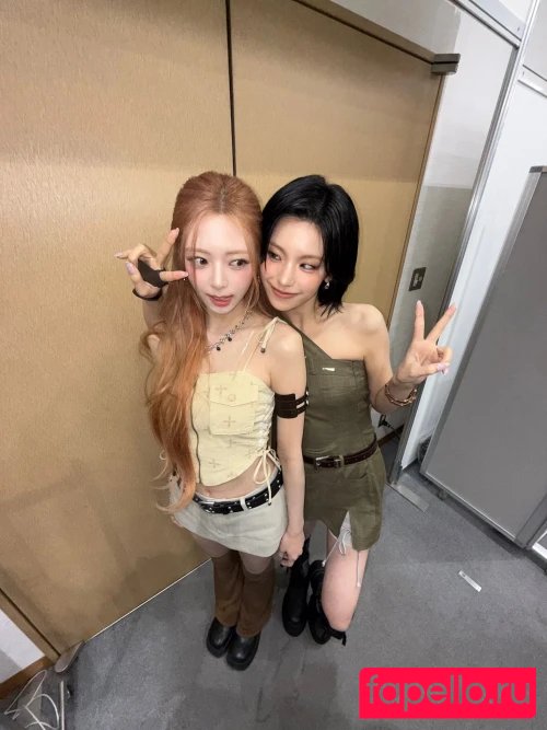 Aom Yumi Onlyfans Photo Gallery 