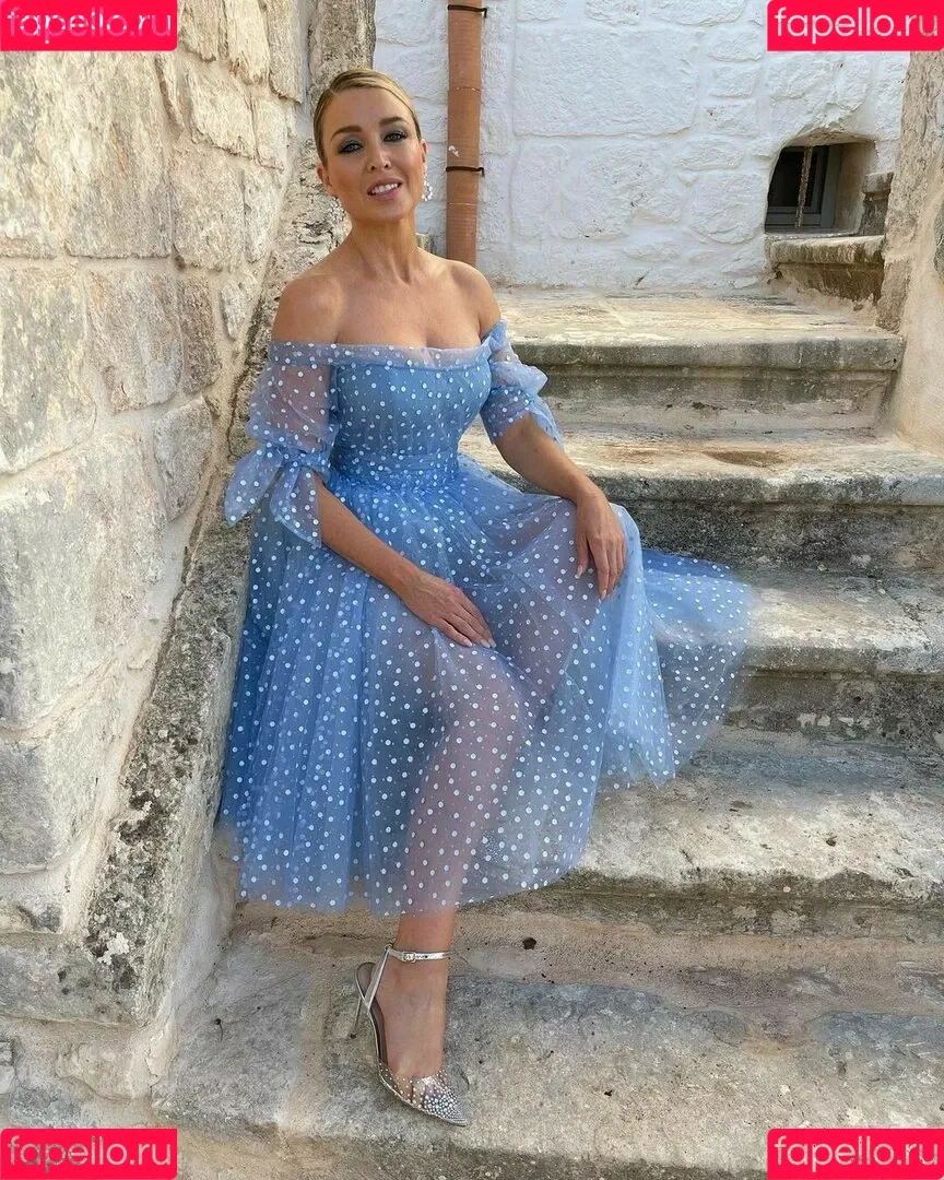 Danni Minogue Onlyfans Photo Gallery 