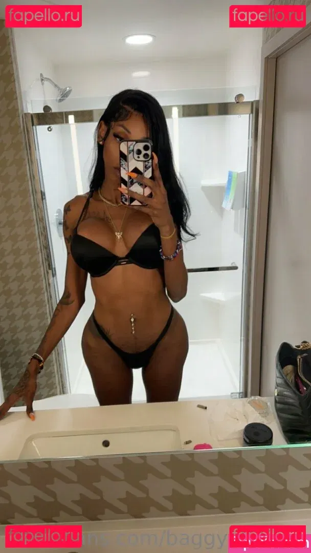 Baggyaltiffxxx Onlyfans Photo Gallery 