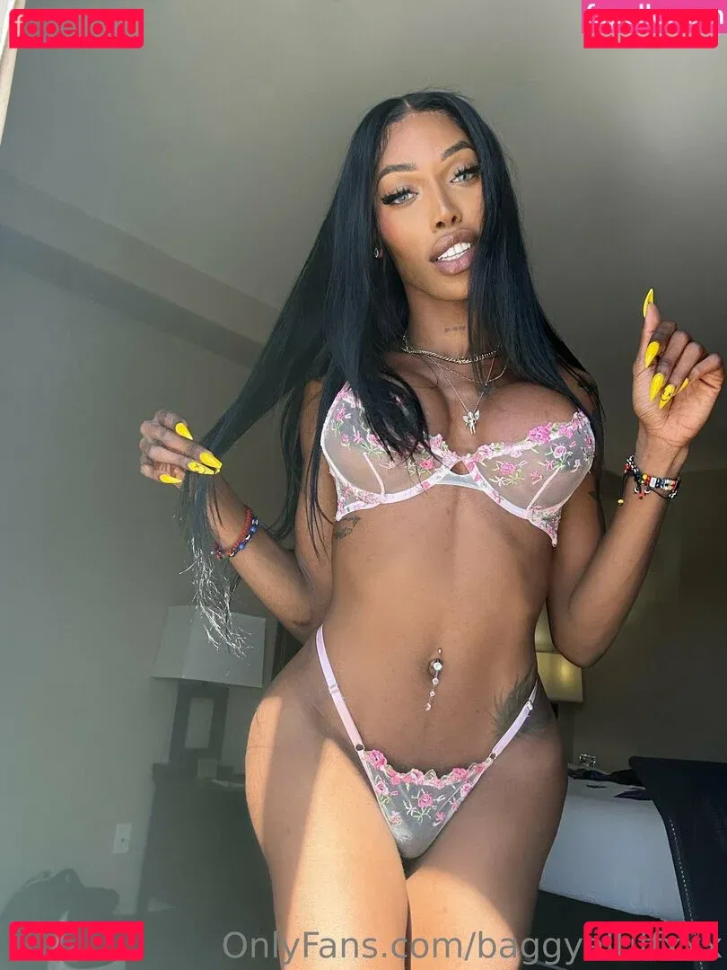 Baggyaltiffxxx Onlyfans Photo Gallery 
