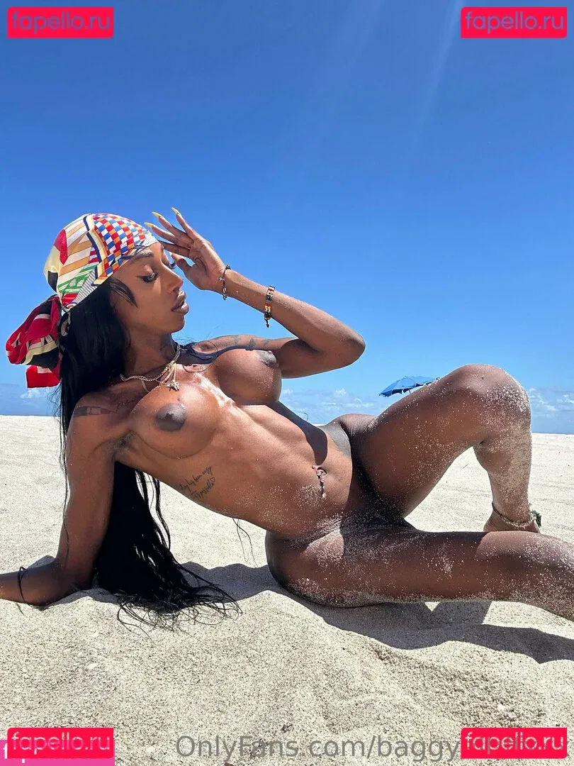 Baggyaltiffxxx Onlyfans Photo Gallery 