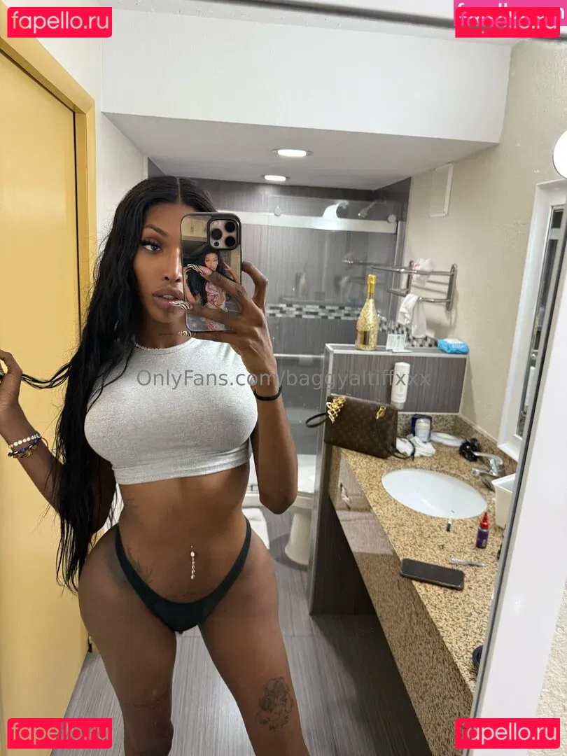 Baggyaltiffxxx Onlyfans Photo Gallery 