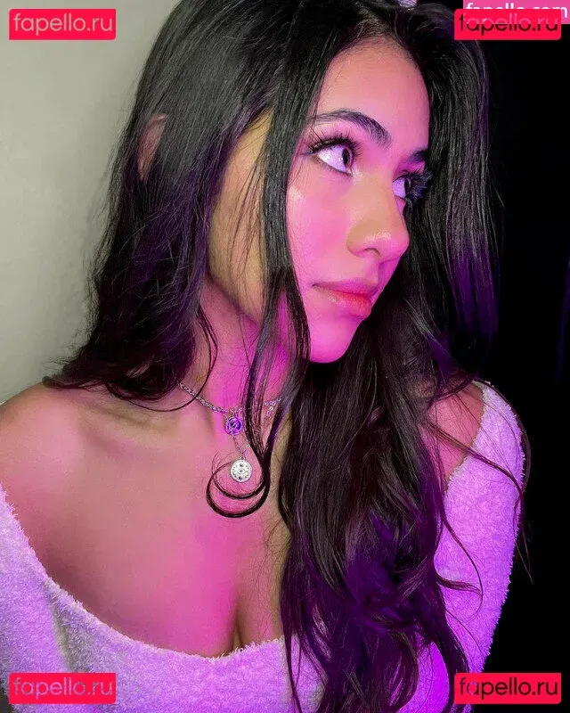 Sara Rios Onlyfans Photo Gallery 