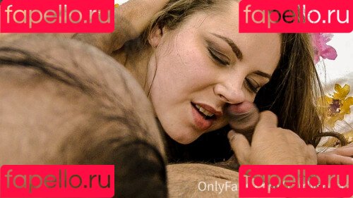 Sofia Curly Onlyfans Photo Gallery 