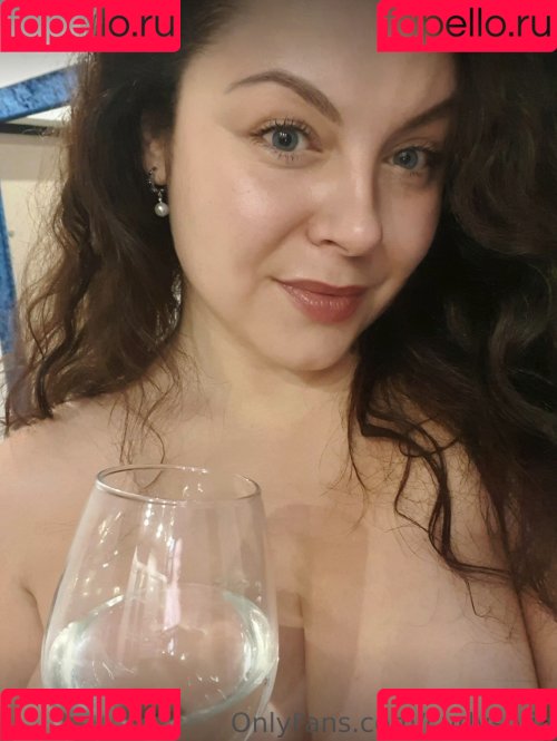 Sofia Curly Onlyfans Photo Gallery 