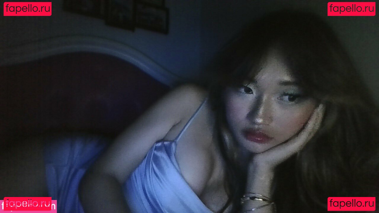 Yuuphobic Nude Onlyfans Photo 21