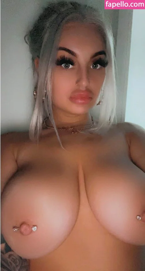 Lu_Blu Onlyfans Photo Gallery 