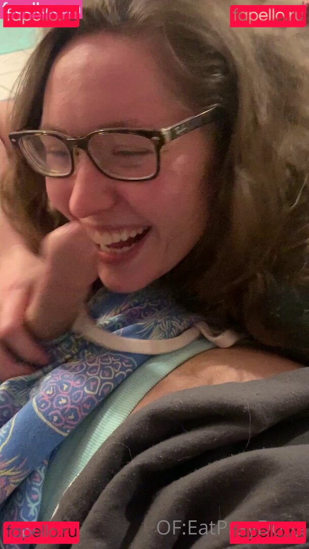 Eat Pray Dong Nude Onlyfans Photo 17