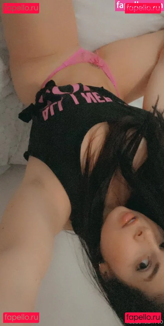 yiselaoficial90 Onlyfans Photo Gallery 