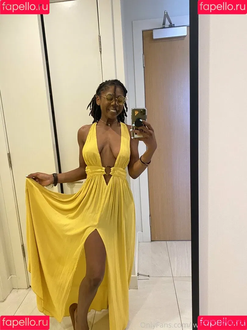 iwanthazelgrace Onlyfans Photo Gallery 