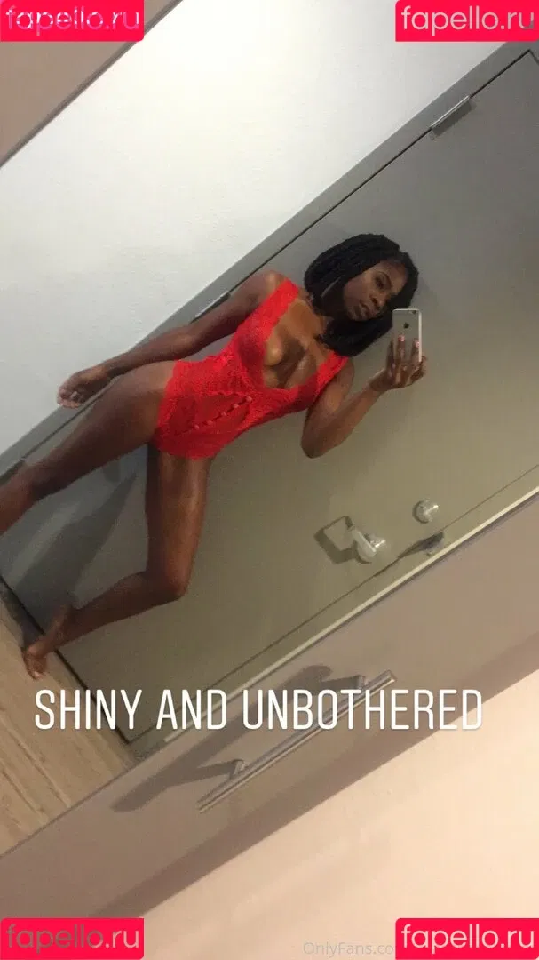 iwanthazelgrace Onlyfans Photo Gallery 
