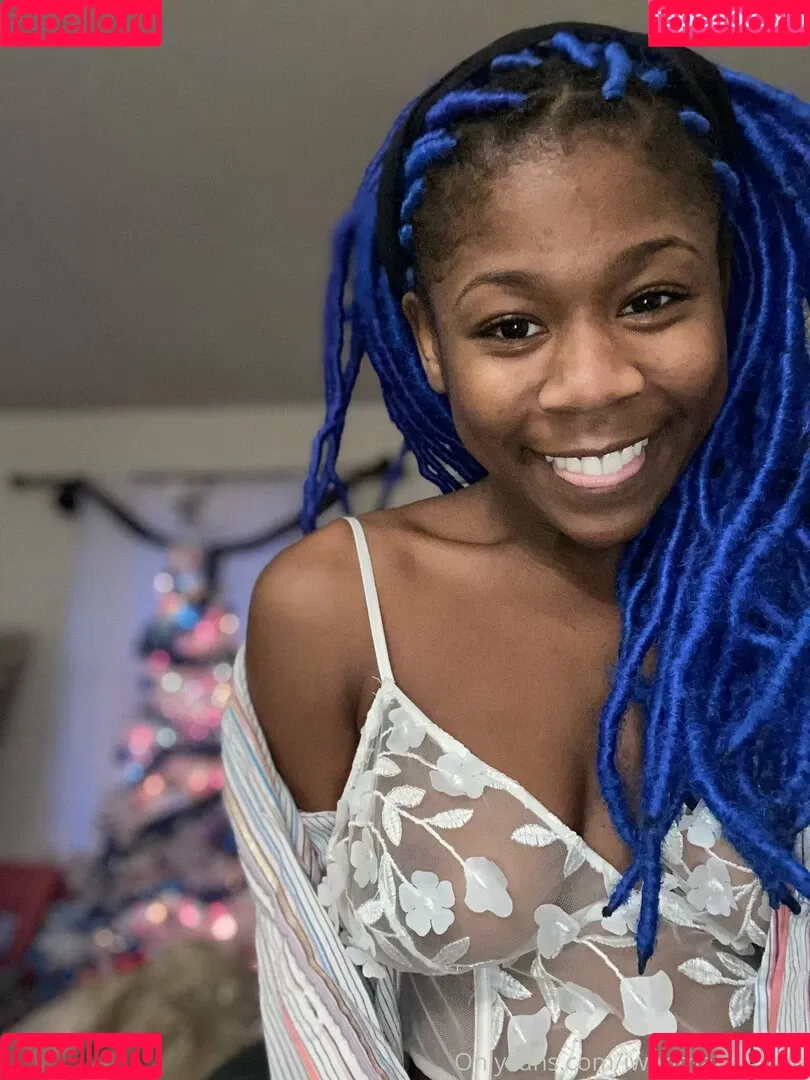 iwanthazelgrace Onlyfans Photo Gallery 