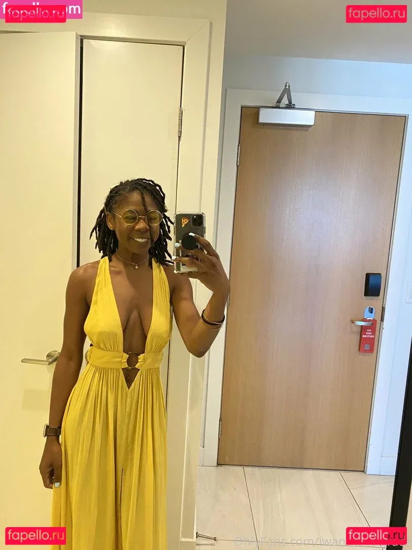 iwanthazelgrace Onlyfans Photo Gallery 