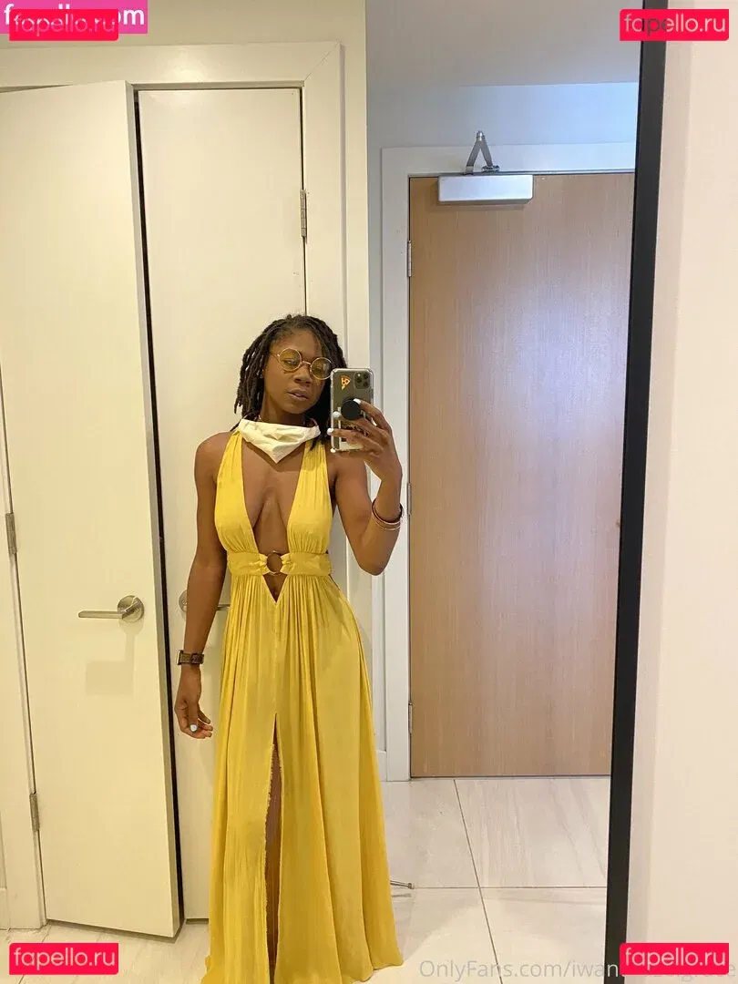 iwanthazelgrace Onlyfans Photo Gallery 