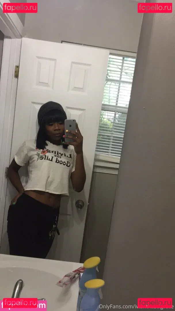 iwanthazelgrace Onlyfans Photo Gallery 