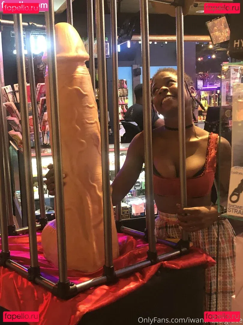 iwanthazelgrace Onlyfans Photo Gallery 