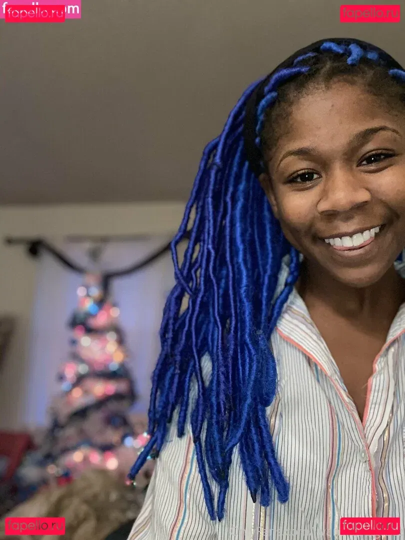 iwanthazelgrace Onlyfans Photo Gallery 