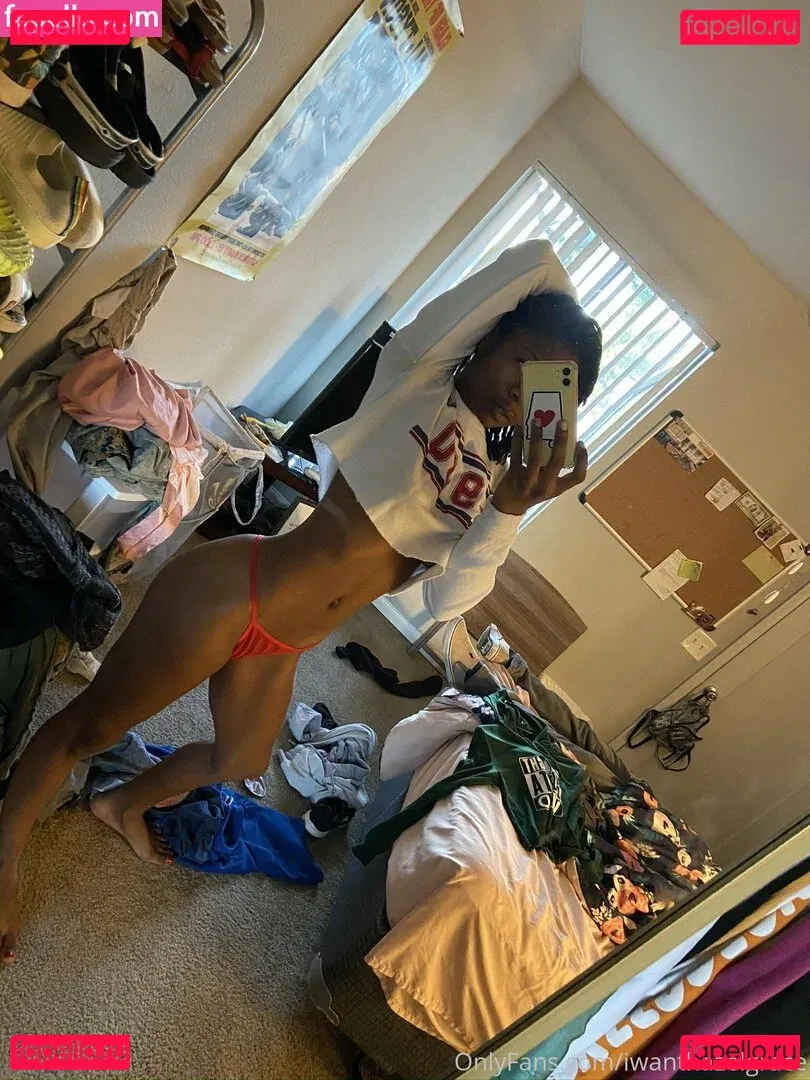 iwanthazelgrace Onlyfans Photo Gallery 