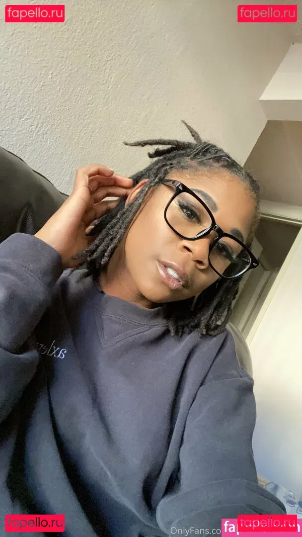 iwanthazelgrace Onlyfans Photo Gallery 