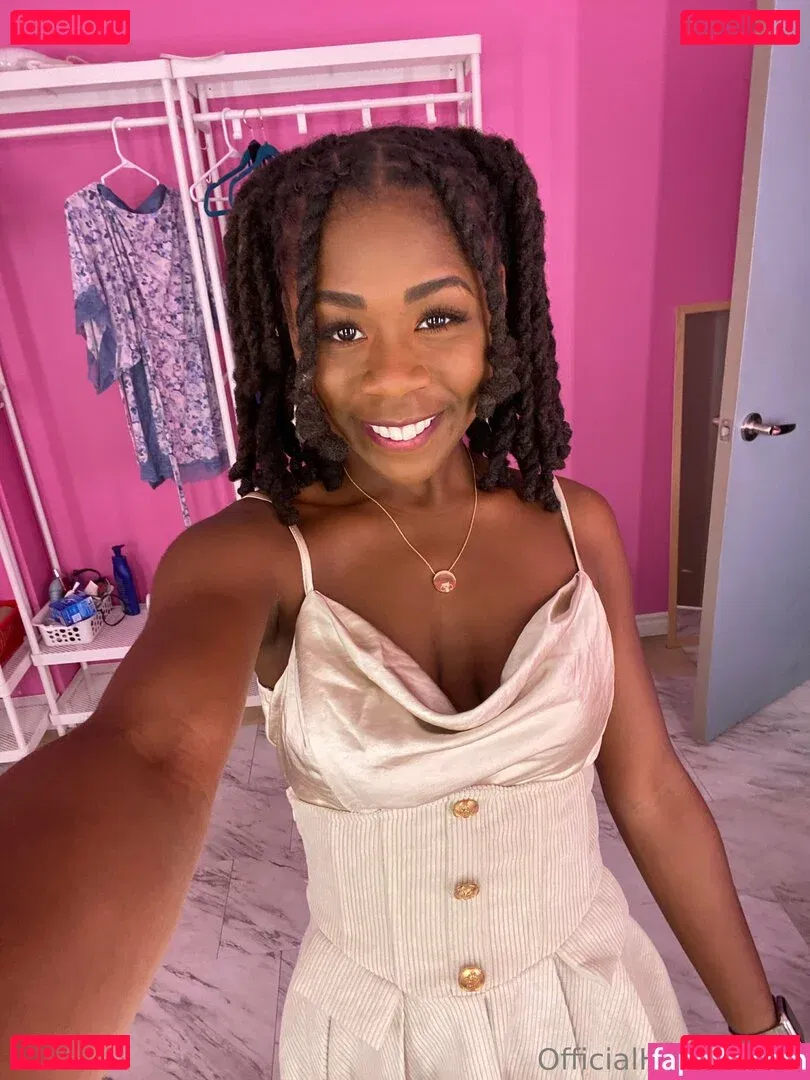 iwanthazelgrace Onlyfans Photo Gallery 