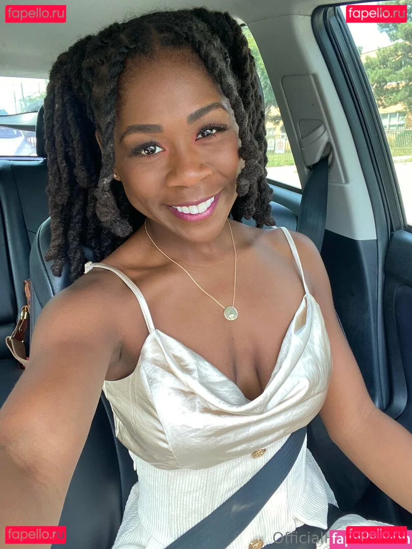 iwanthazelgrace Onlyfans Photo Gallery 