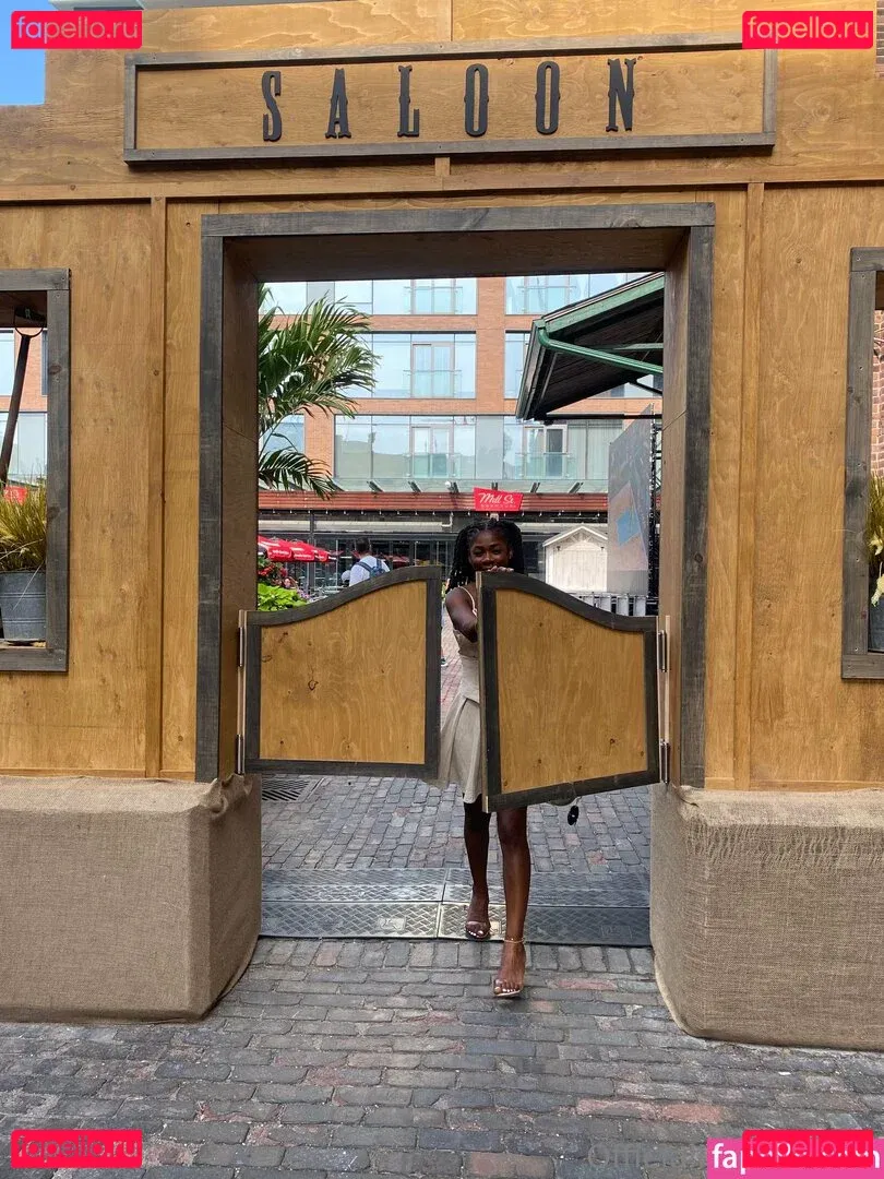 iwanthazelgrace Onlyfans Photo Gallery 