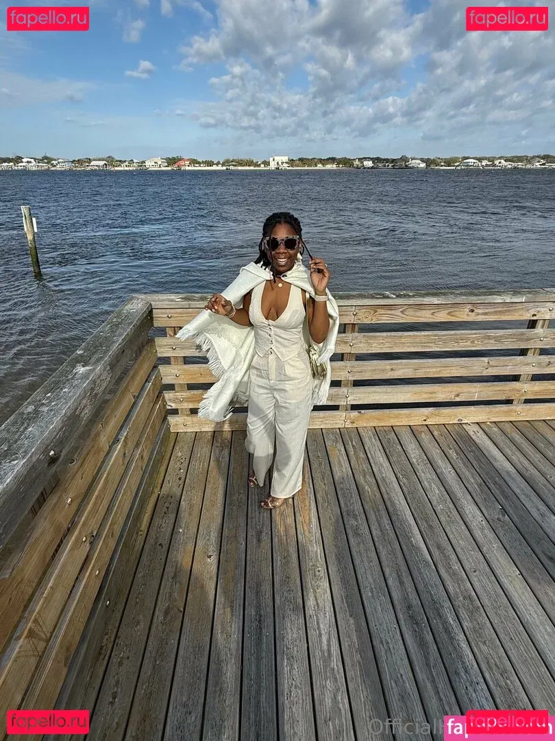 iwanthazelgrace Onlyfans Photo Gallery 