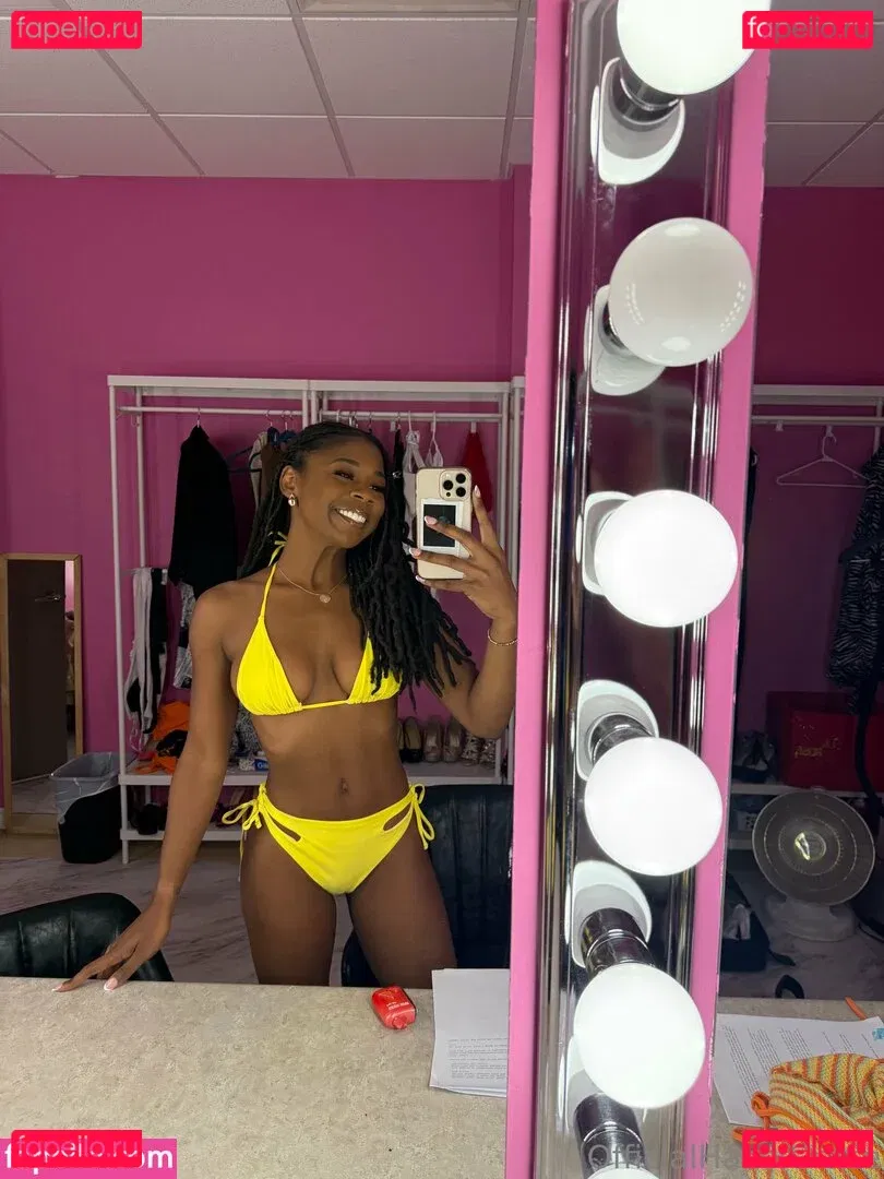 iwanthazelgrace Onlyfans Photo Gallery 