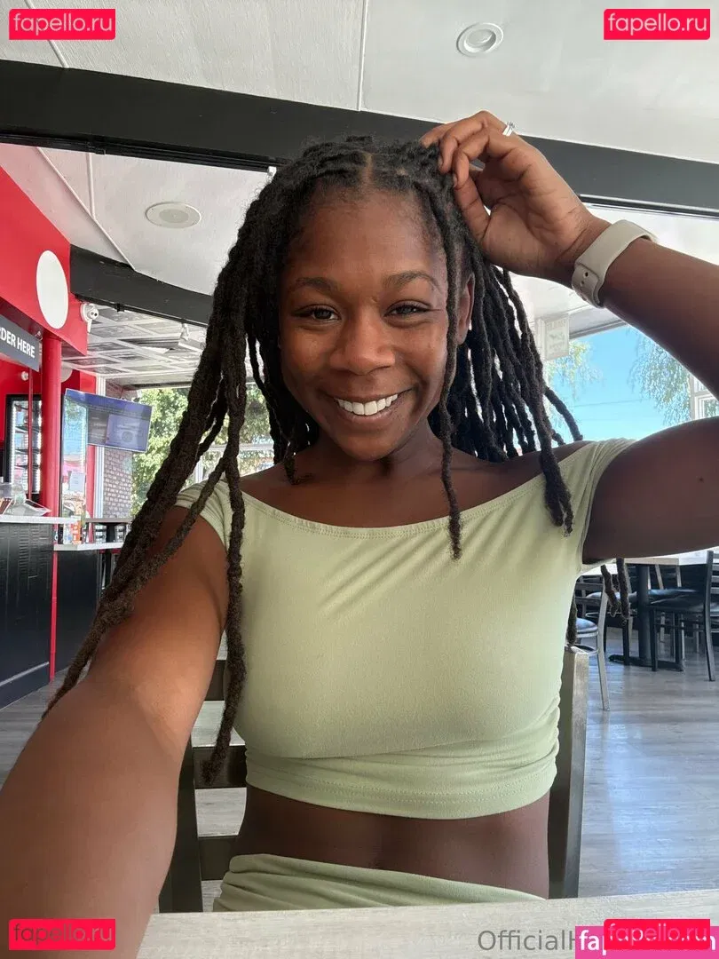 iwanthazelgrace Onlyfans Photo Gallery 