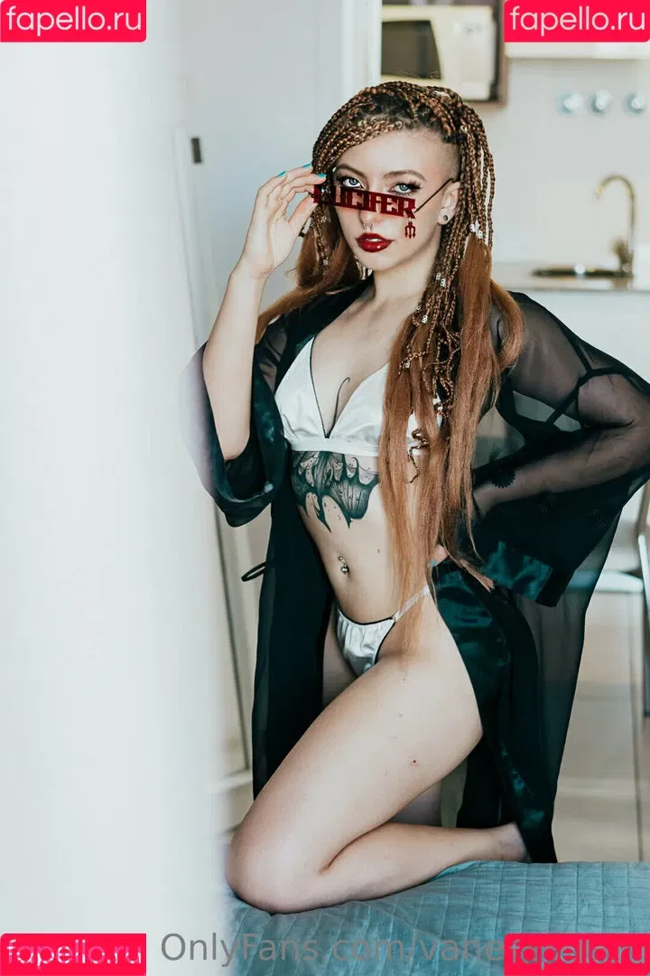 vanessagem Onlyfans Photo Gallery 