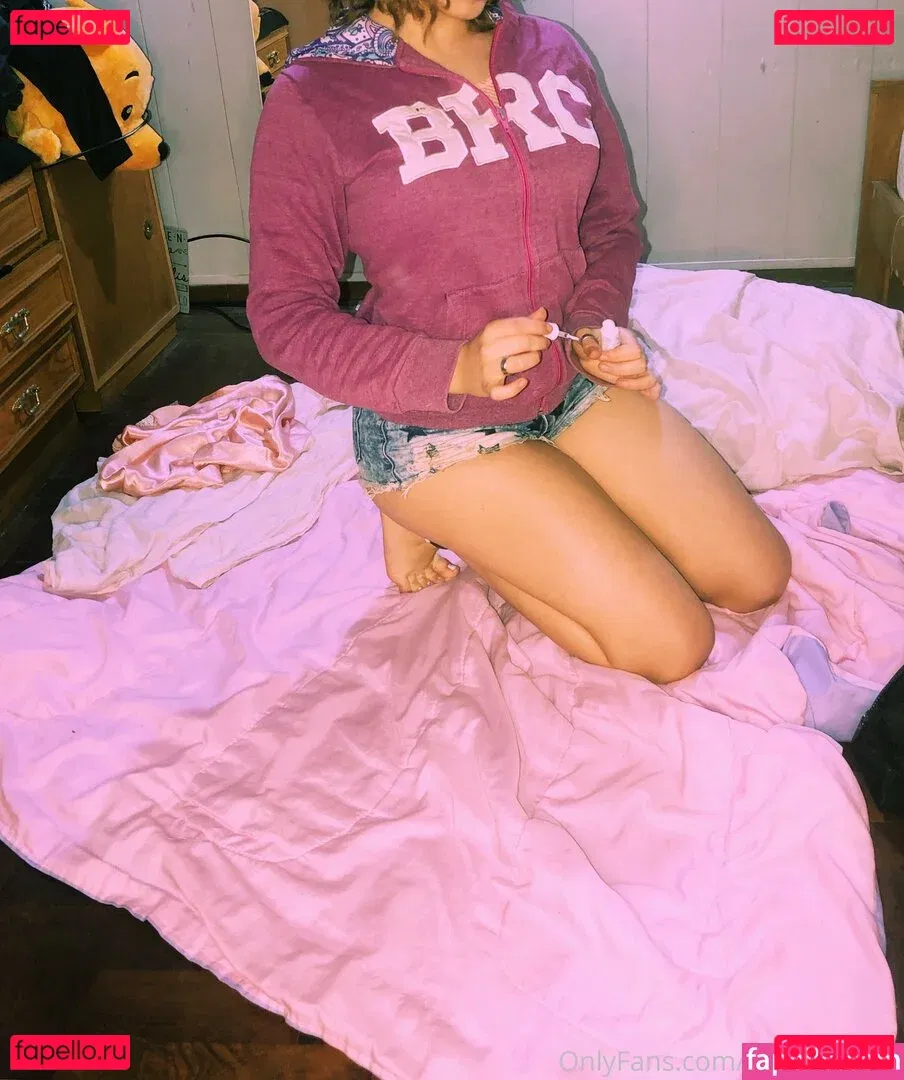 vanessagem Onlyfans Photo Gallery 