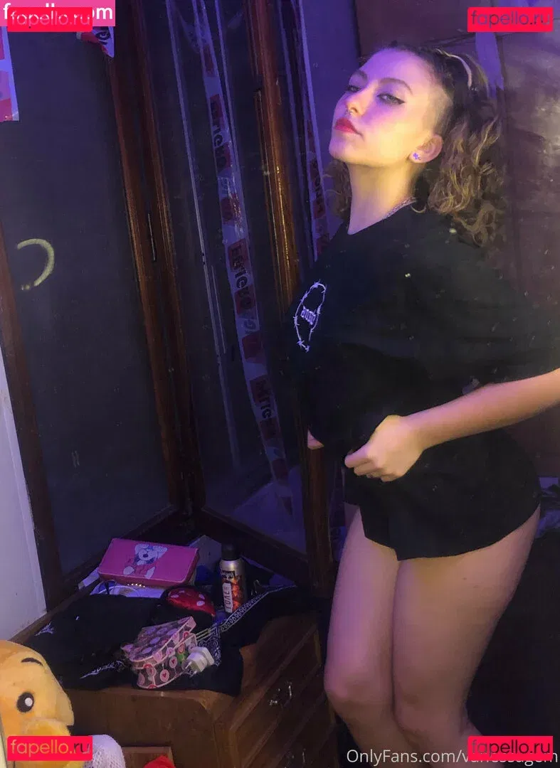 vanessagem Onlyfans Photo Gallery 